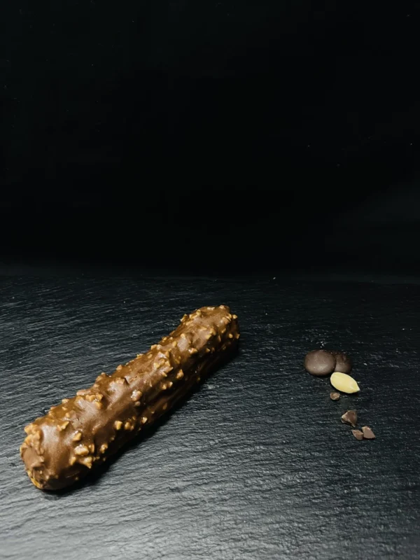 Éclair au praliné, pâtisserie gourmande et raffinée